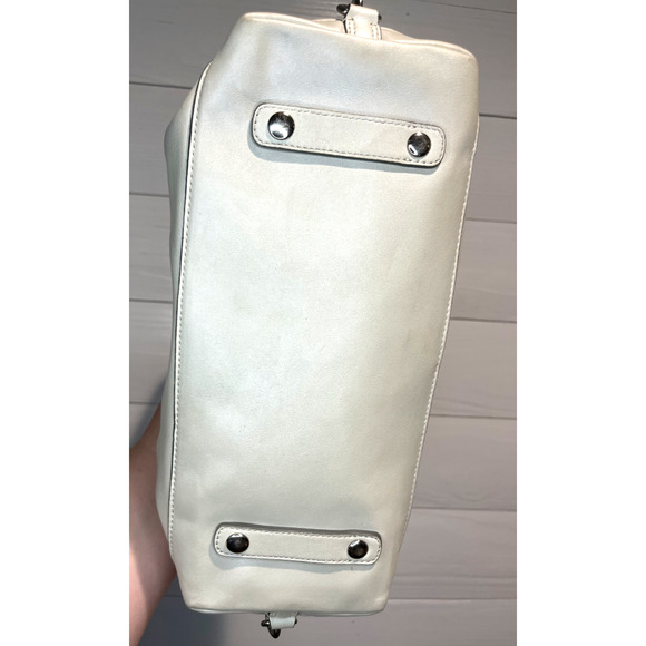 Coach Handbag c1249-f15445 Pearl White with Hang Tag, No Shoulder Strap - Picture 4 of 8